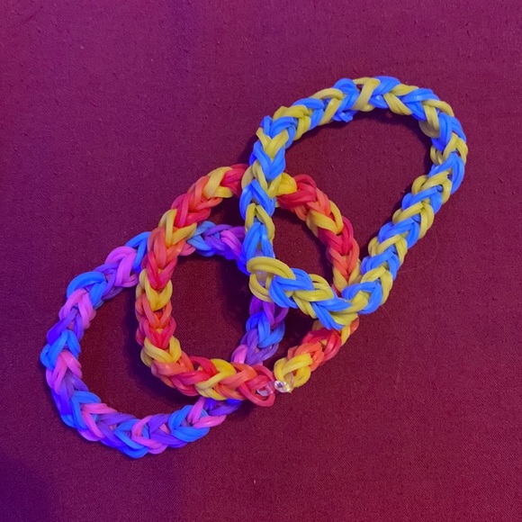 Accessories 3 Rubber Band Bracelets Unisex Meant For Small Wrists